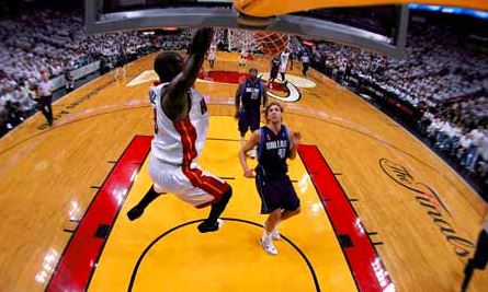 2005-2006NBA总决赛第五场：热火VS小牛