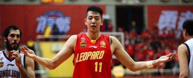 4战共领到20次犯规，不是他太弱，是易建联太强了！