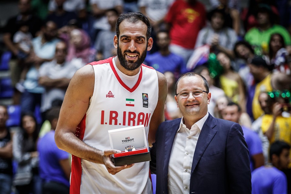 姚明VS哈达迪，谁是亚洲第一中锋？FIBA也玩标题党？