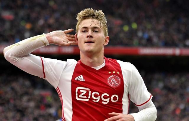 法媒:巴黎与德利赫特谈判顺利,转会费约7500万欧