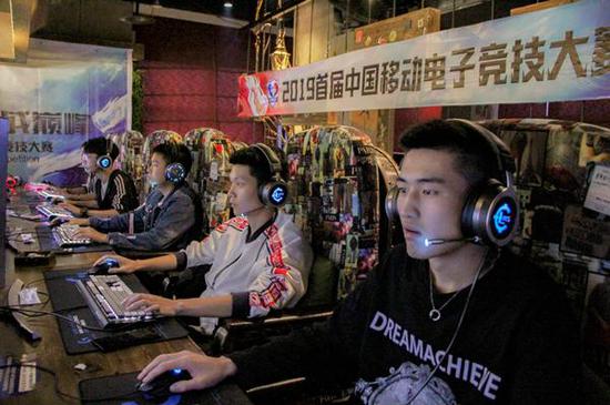 大学生群体踊跃参赛