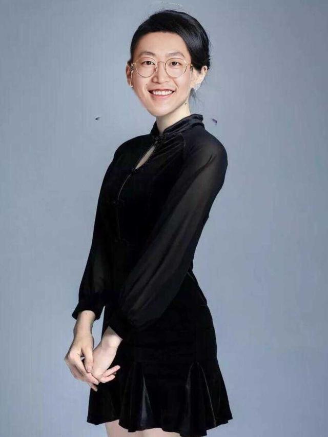 DWG赢了管泽元却上热搜,余霜一张图圆粉丝心愿,该有的都跑不了