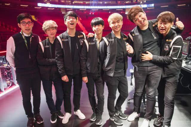 去不了S9,小花生自娱自乐:去欧洲看雪山,依旧美颜盛世