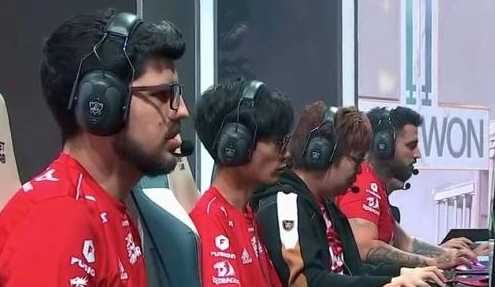 有对比才懂得珍惜 入围赛雨童登场解说观众直言快哭了