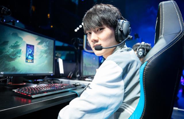 S9小组赛战队巡礼:卫冕冠军iG的捍卫荣耀之路