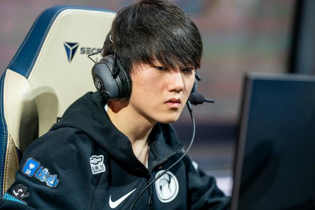 专访JKL:对于RNG最后输给FNC有些可惜,我们想在四强遇见FPX