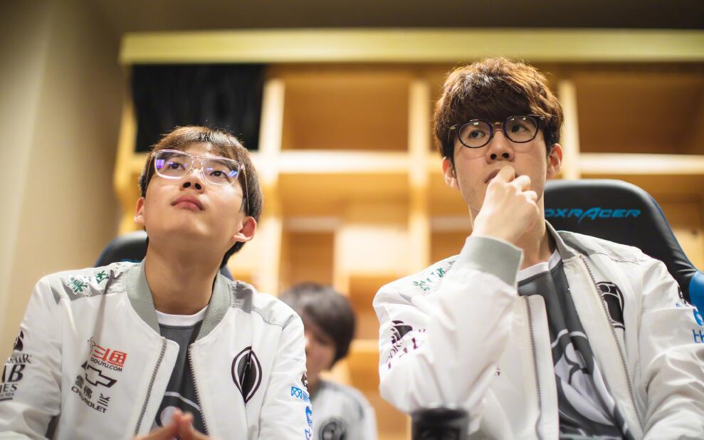 DWG打野 训练赛未尝一败想去D组打IG