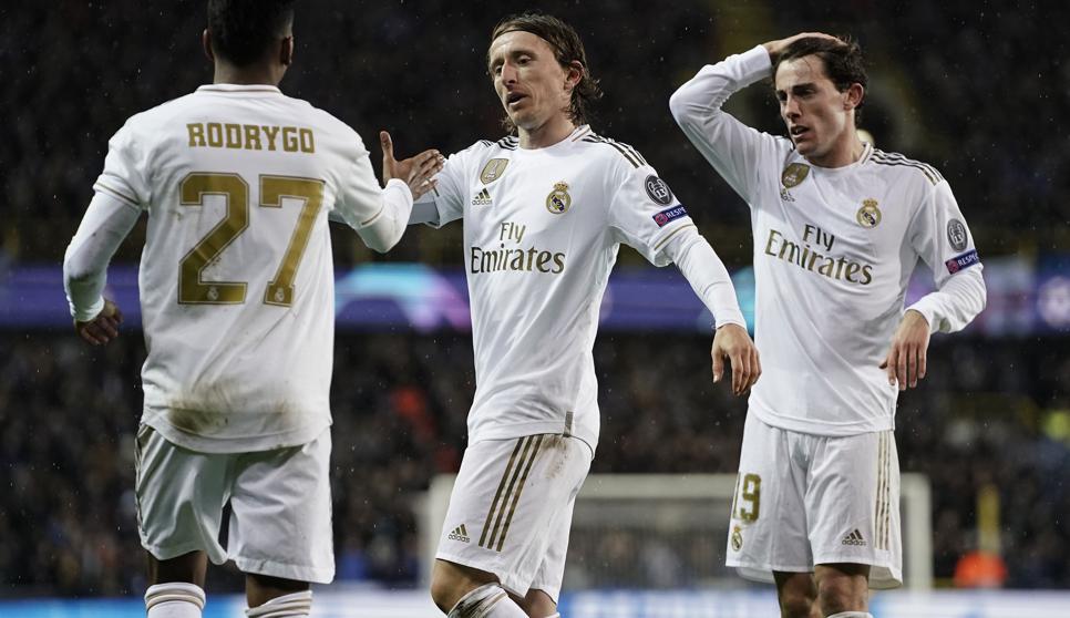 GIF：卡塞米罗助攻，莫德里奇远射破门