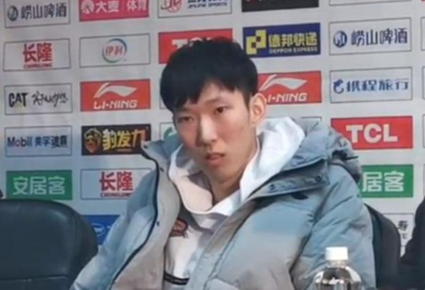 周琦首次回应世界杯指责 每天都在成长进步