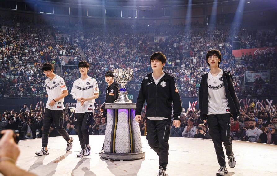 S9半决赛前瞻：传统运营对上文艺复兴