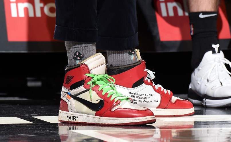 今日球鞋：欧文上脚 Air Jordan 1 ，字母哥上脚Freak 1