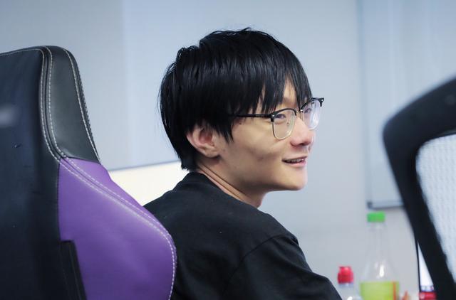 一脚逆天改命,一脚锁定胜局!小天未来可期,FPX拿下首胜