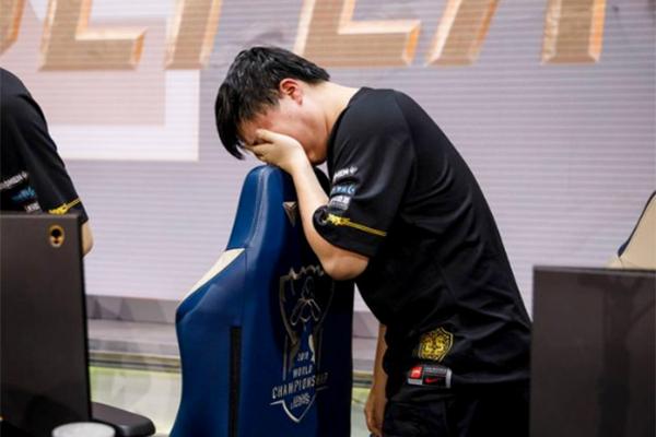 RNG兵败S9十六强，战队重组势在必行，UZI的去留是一场&ldquo;豪赌&rdquo;