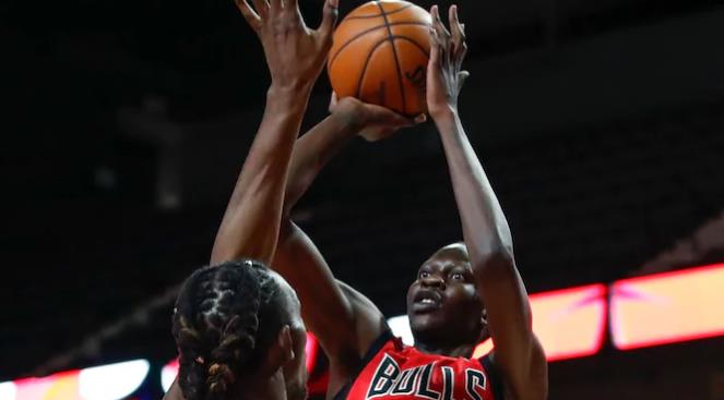 波尔-波尔在NBA发展联盟砍下其赛季新高的21分